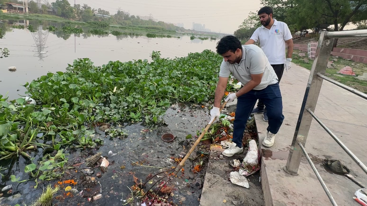 Swachh Hindon Abhiyan Mayank Chaudhary